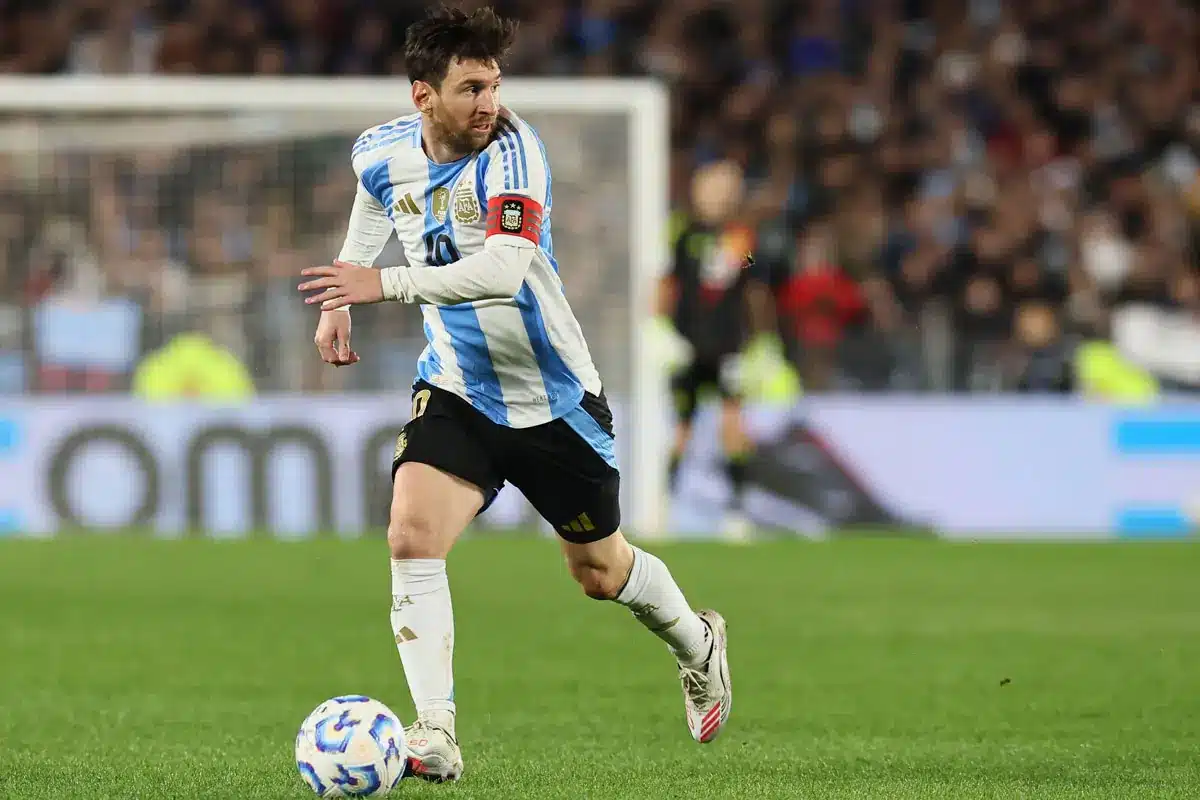 Pronósticos Argentina vs Venezuela: Apuestas y Cuotas